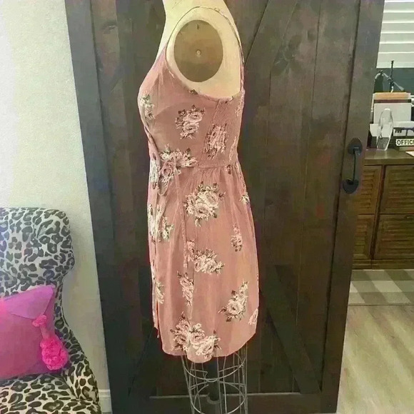 Xhilaration Size Small mauve Cute cabbage arose print, summer dress - Picture 3 of 8